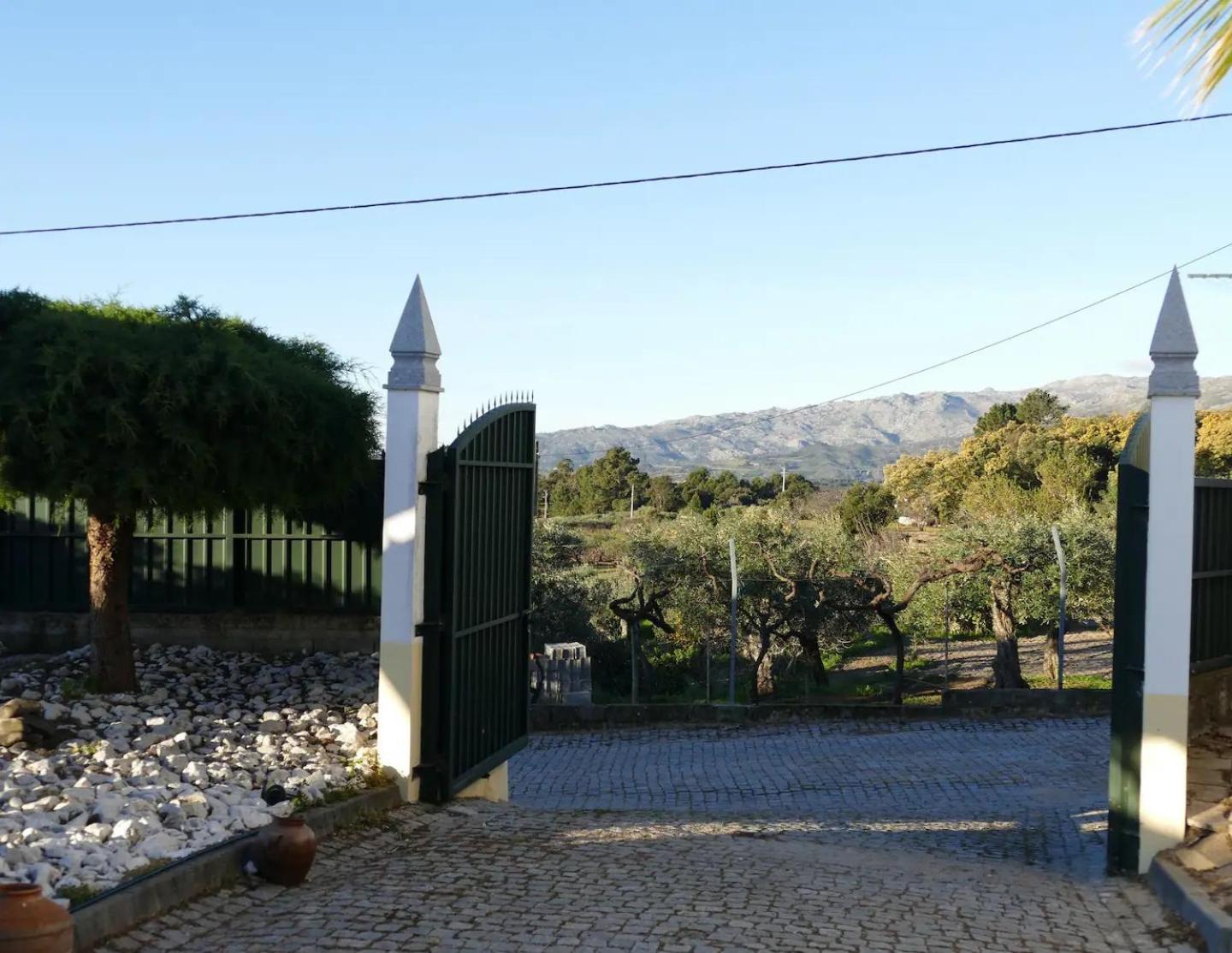 Casa E Piscina Privada Villa Fundao Luaran gambar
